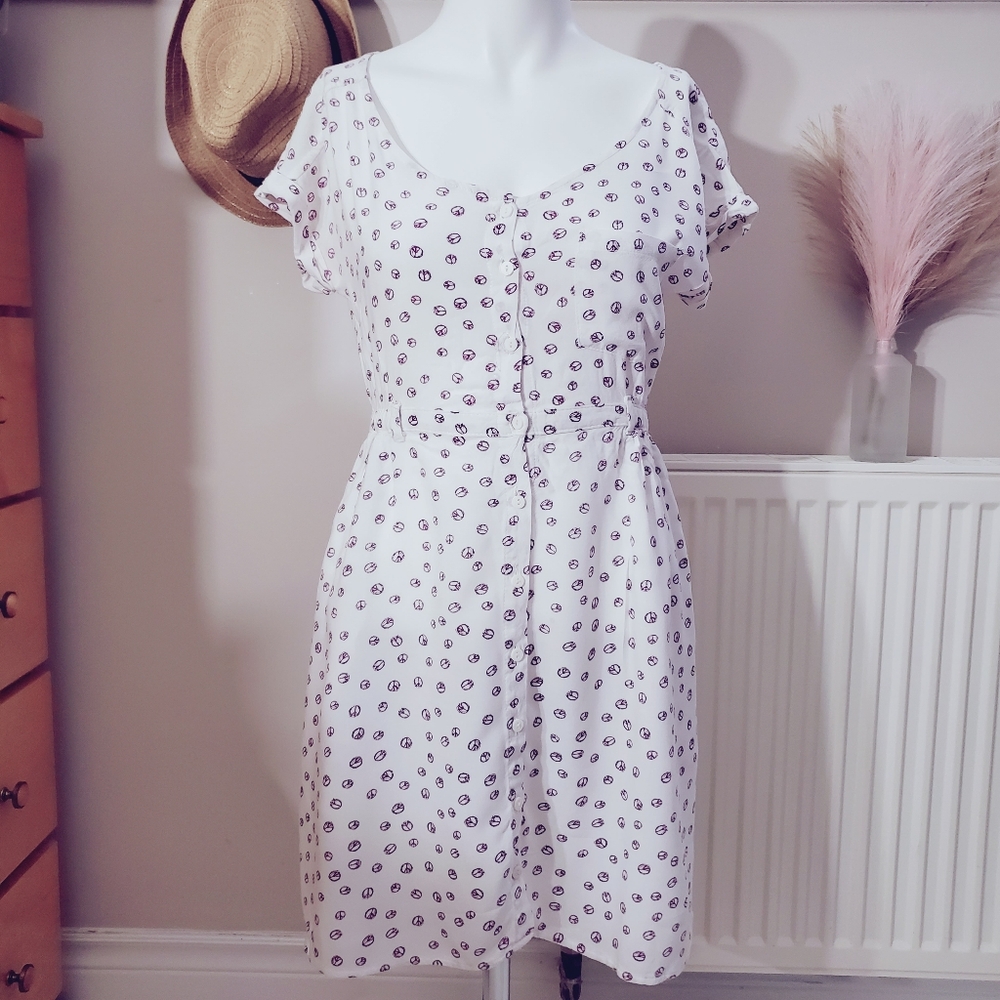 Vintage Peace Sign Button Down Dress with Pockets